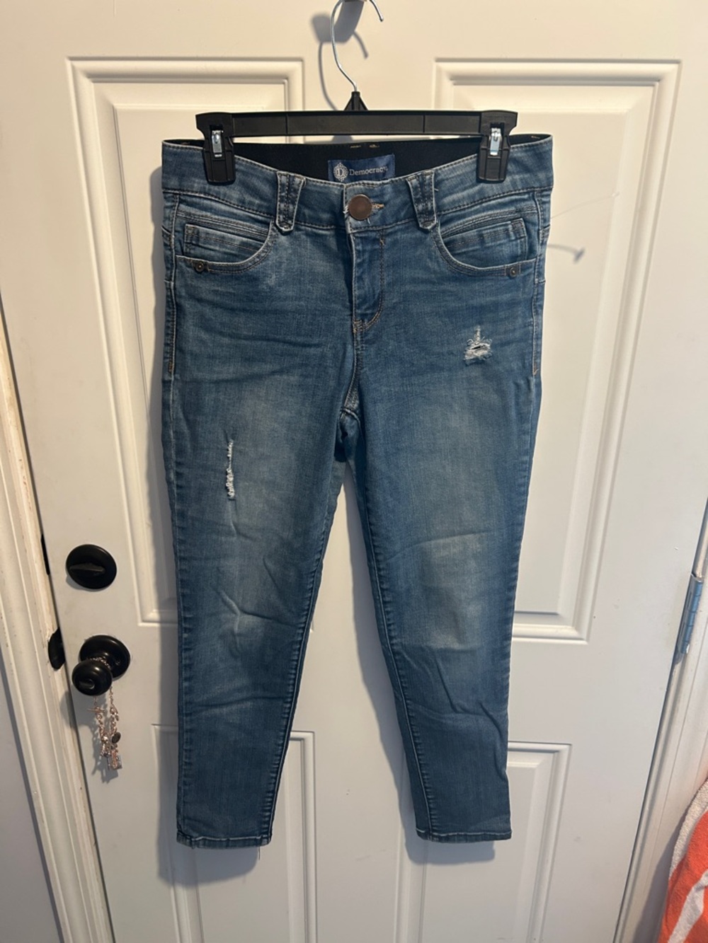 Democracy Washed Blue Cropped Slim Ankle Jeans
